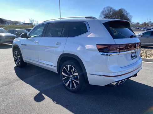 New 2026 Volkswagen Atlas SEL Premium R-Line AWD/4WD image 4