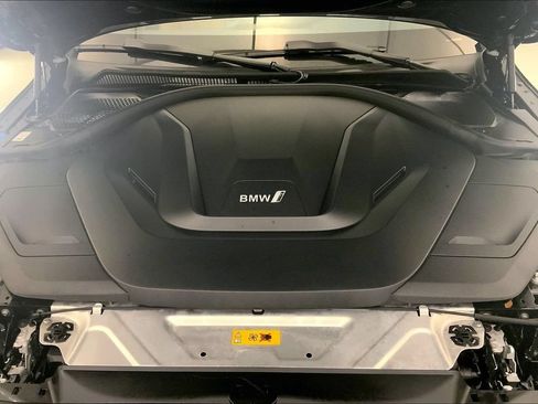 Certified 2023 BMW i4 eDrive35 RWD image 9