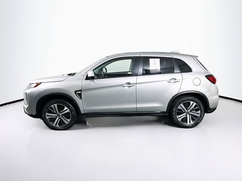 Used 2025 Mitsubishi Outlander Sport ES image 4
