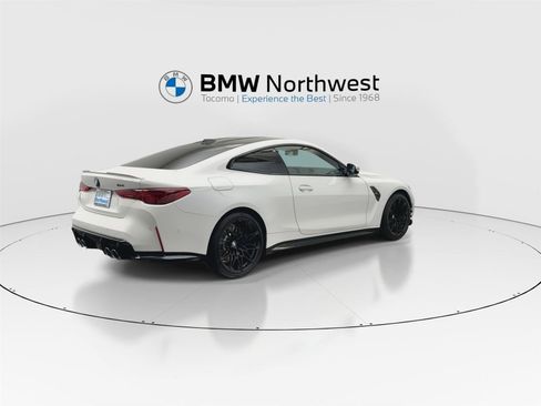 Used 2025 BMW M4 Coupe w/ Executive Package RWD image 3