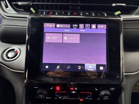 New 2026 Jeep Grand Cherokee Laredo image 16