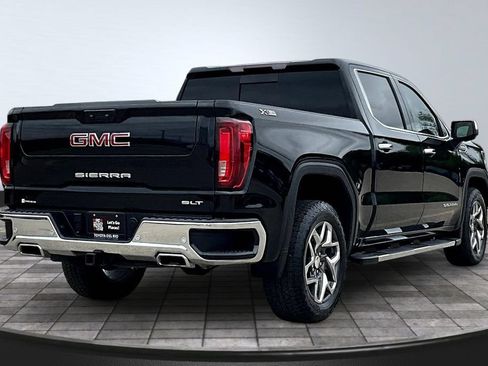 Used 2024 GMC Sierra 1500 SLT AWD/4WD image 7