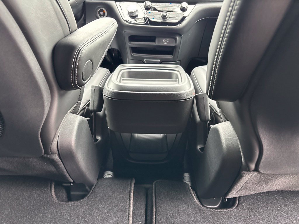 New 2027 Chrysler Pacifica Select FWD image 22