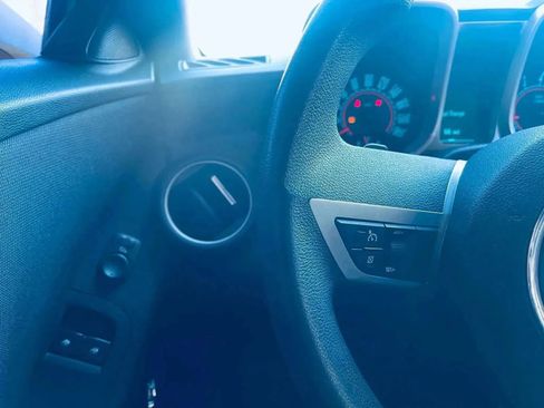 Used 2011 Chevrolet Camaro LT image 14