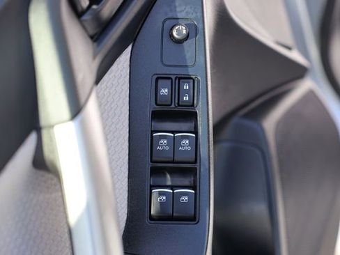 Used 2017 Subaru Forester 2.5i w/ Alloy Wheel Package image 11