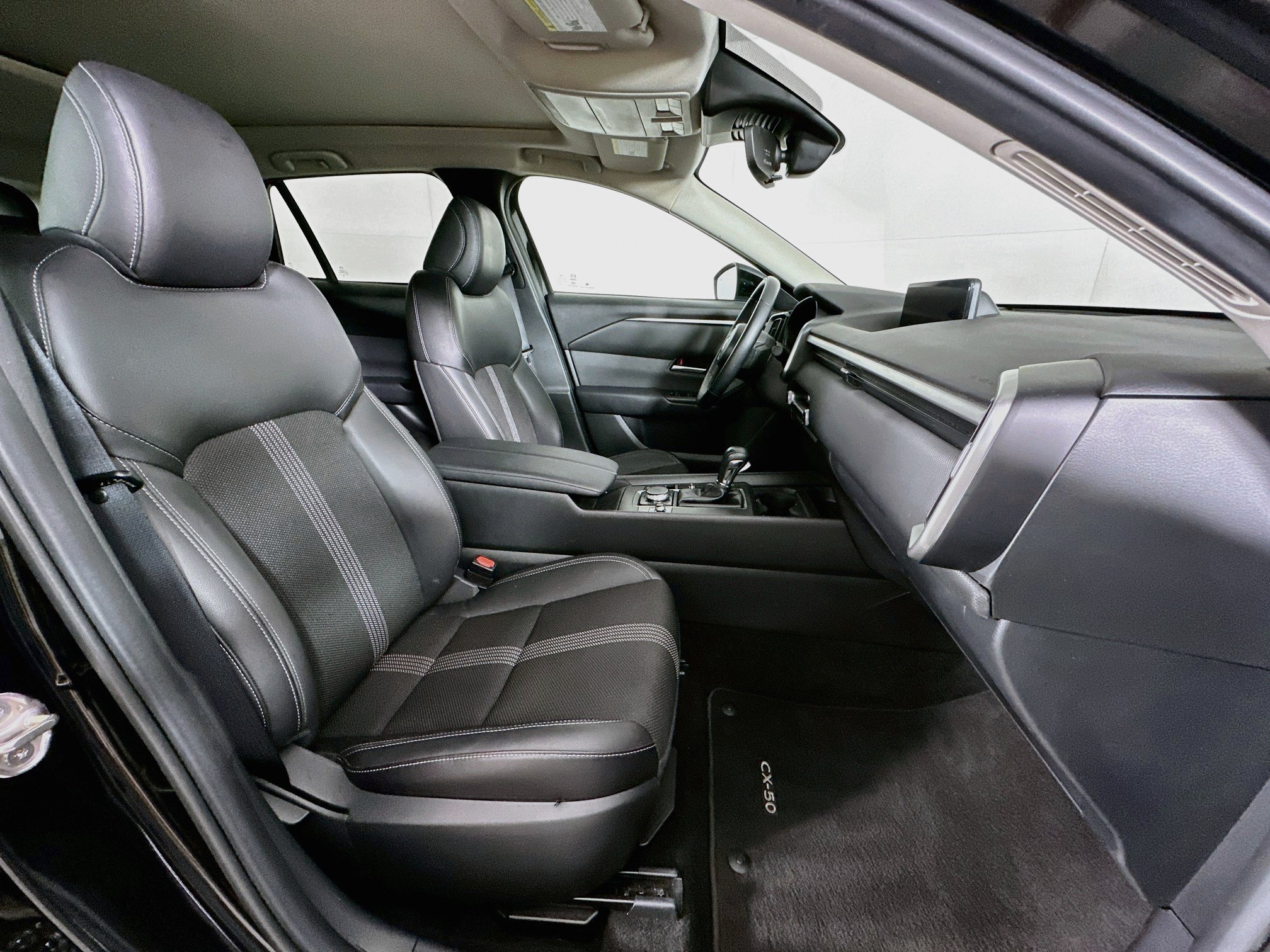 Used 2026 MAZDA CX-50 AWD 2.5 S w/ Preferred Pkg image 32
