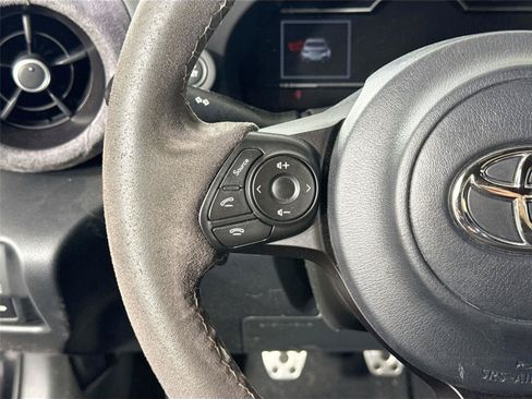 Used 2023 Toyota GR86 Premium RWD image 17
