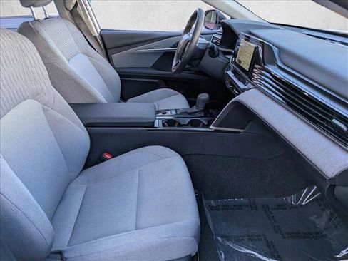 Used 2025 Toyota Camry LE image 20