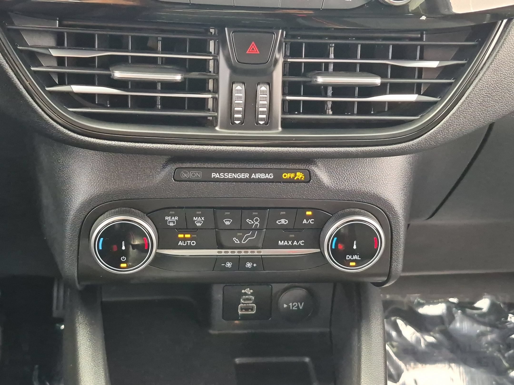 Used 2025 Ford Escape ST-Line FWD image 22