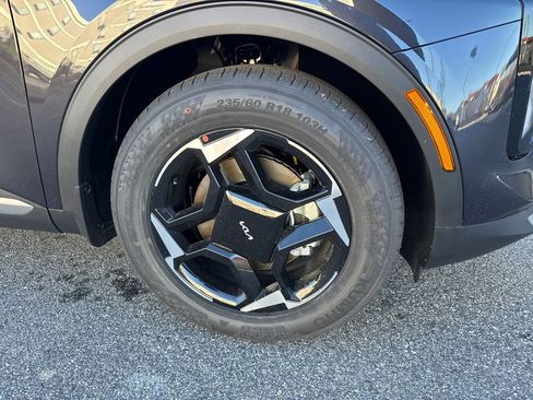 New 2026 Kia Sportage EX w/ EX Panorama Roof Package image 12