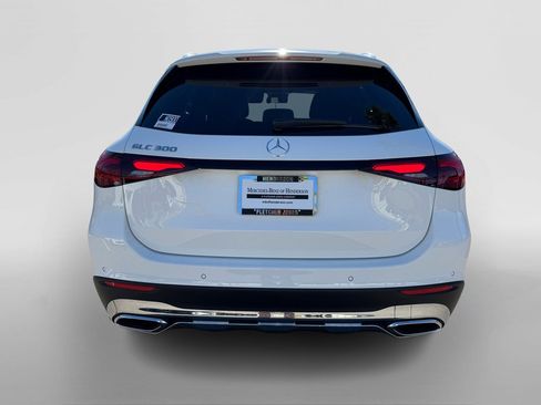 Certified 2025 Mercedes-Benz GLC 300 GLC 300 image 4