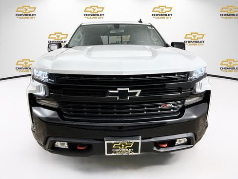 Used 2022 Chevrolet Silverado 1500 LT Trail Boss w/ Convenience Package II AWD/4WD image 2
