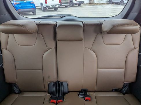 Used 2022 Kia Telluride SX w/ SX Prestige Package image 15