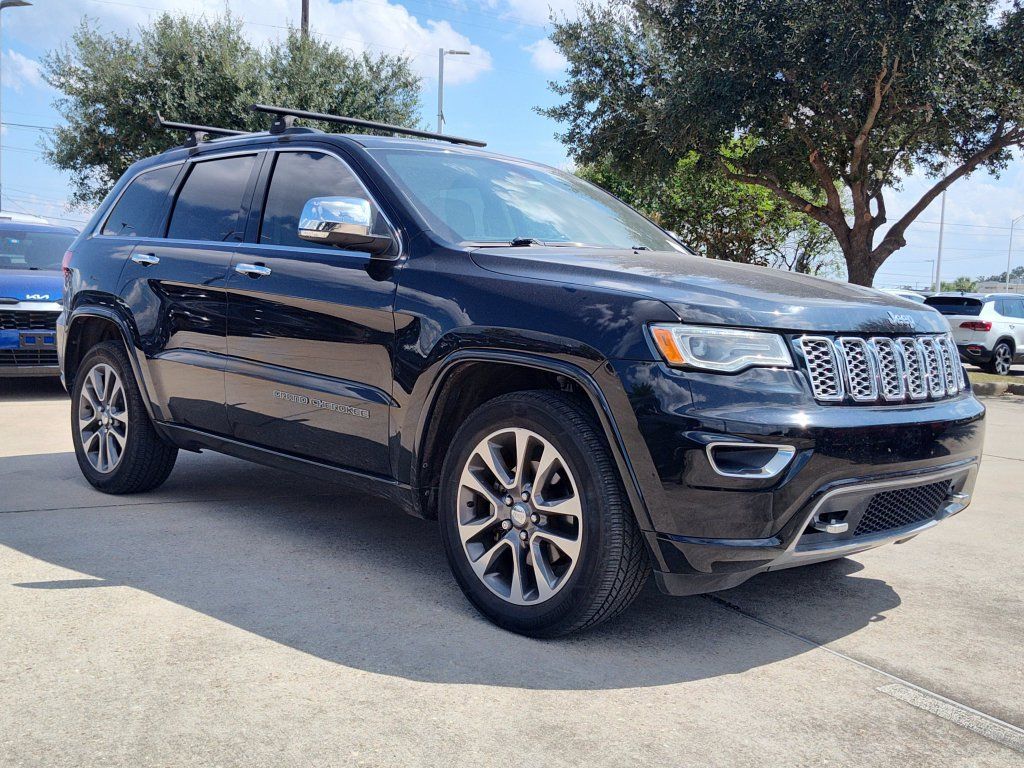 Used 2017 Jeep Grand Cherokee Overland RWD image 15