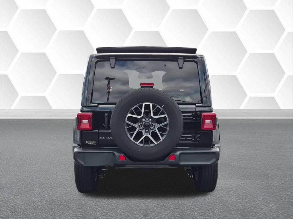 Certified 2026 Jeep Wrangler Unlimited Sahara AWD/4WD image 4