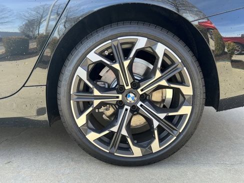 Certified 2025 BMW 330i xDrive Sedan w/ Premium Package image 27