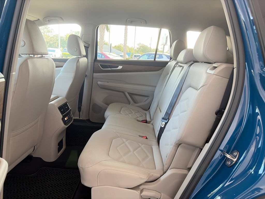 Certified 2026 Volkswagen Atlas SE FWD image 31