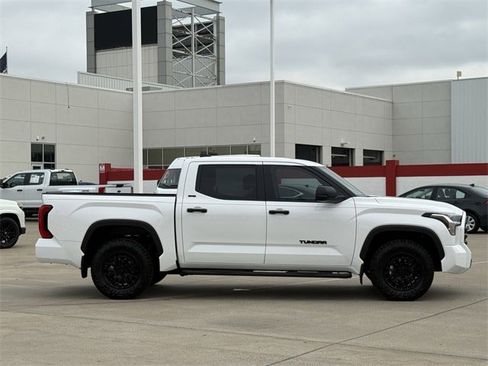 Used 2026 Toyota Tundra SR5 image 3