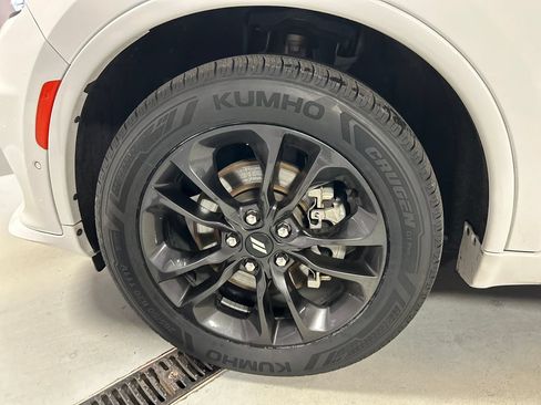 Used 2025 Dodge Durango GT AWD/4WD image 9
