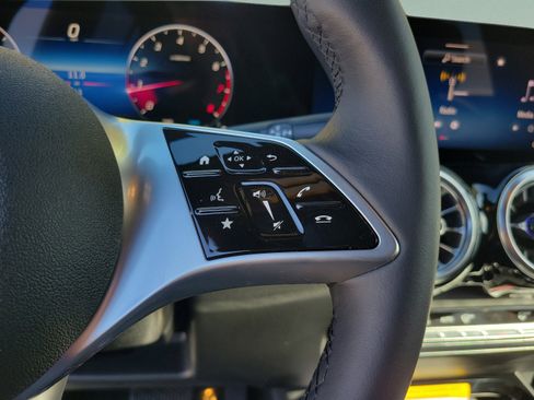 Certified 2026 Mercedes-Benz GLB 250 image 30