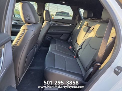 Used 2022 Cadillac XT5 Sportv w/ LPO, ONYX Package AWD/4WD image 10