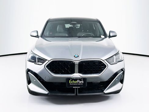 Used 2025 BMW X2 xDrive28i w/ Convenience Package image 2