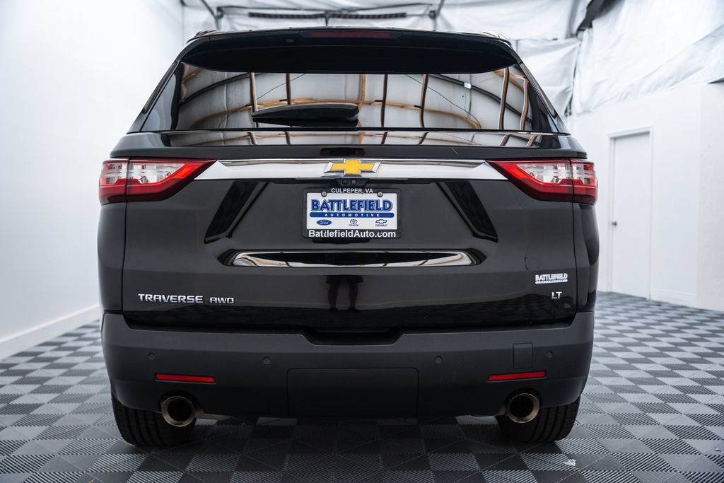 Used 2018 Chevrolet Traverse LT AWD/4WD image 6