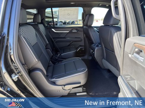 New 2026 GMC Acadia Denali w/ Super Cruise Package image 20