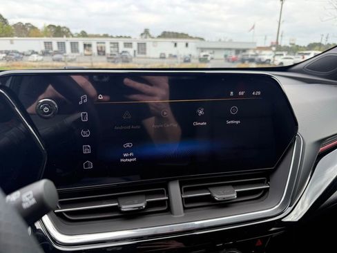 New 2026 Chevrolet Trax RS image 10