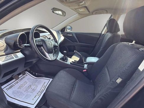 Used 2013 MAZDA MAZDA3 i Touring FWD image 9
