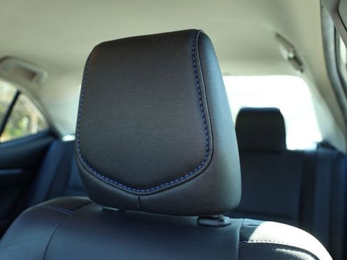 Used 2017 Toyota Corolla SE image 23