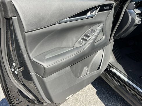 Certified 2025 INFINITI QX60 Pure image 8