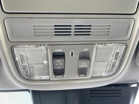 Used 2018 Honda CR-V EX image 13