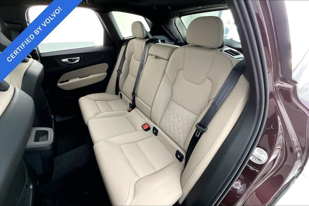 Used 2026 Volvo XC60 B5 Plus w/ Climate Package AWD/4WD image 31