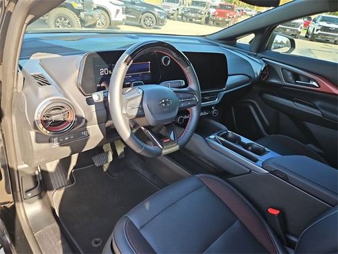 Used 2024 Chevrolet Equinox EV RS image 10