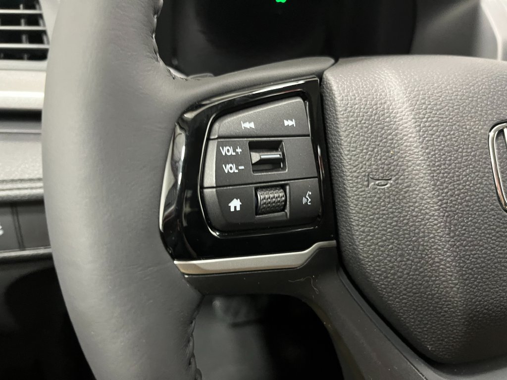 Certified 2026 Honda Odyssey EX-L image 18