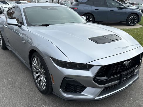 Used 2025 Ford Mustang GT Premium image 2