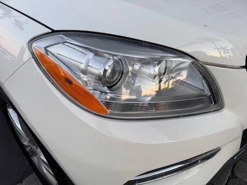 Used 2015 Mercedes-Benz ML 350 4MATIC w/ Premium 1 Package image 18