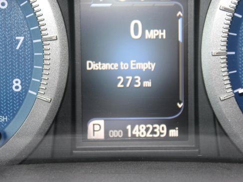 Used 2017 Toyota Sienna XLE w/ XLE Navigation Package FWD image 15
