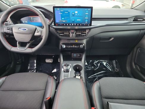 Used 2023 Ford Escape ST-Line Elite image 9