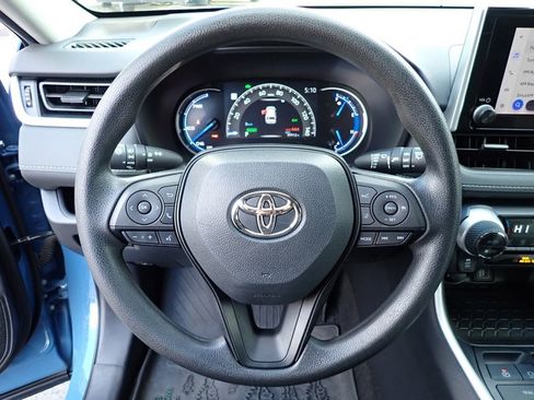Used 2023 Toyota RAV4 AWD Hybrid image 19