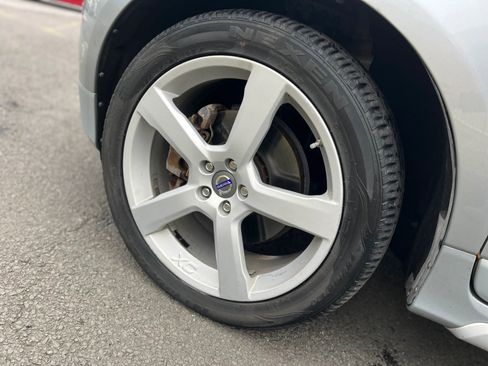 Used 2012 Volvo XC60 T6 R-Design image 27