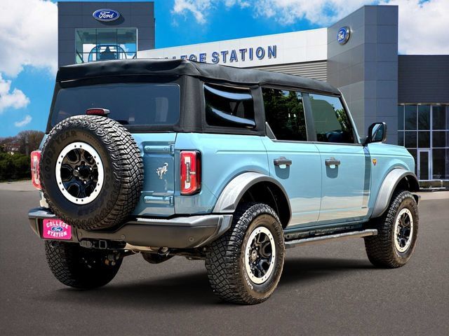 Used 2023 Ford Bronco Badlands w/ Sasquatch Package AWD/4WD image 5