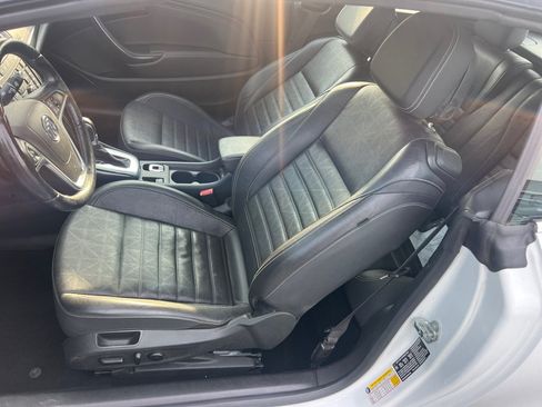 Used 2019 Buick Cascada Premium FWD image 13