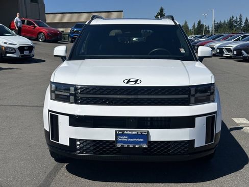 Used 2025 Hyundai Santa Fe Calligraphy image 2