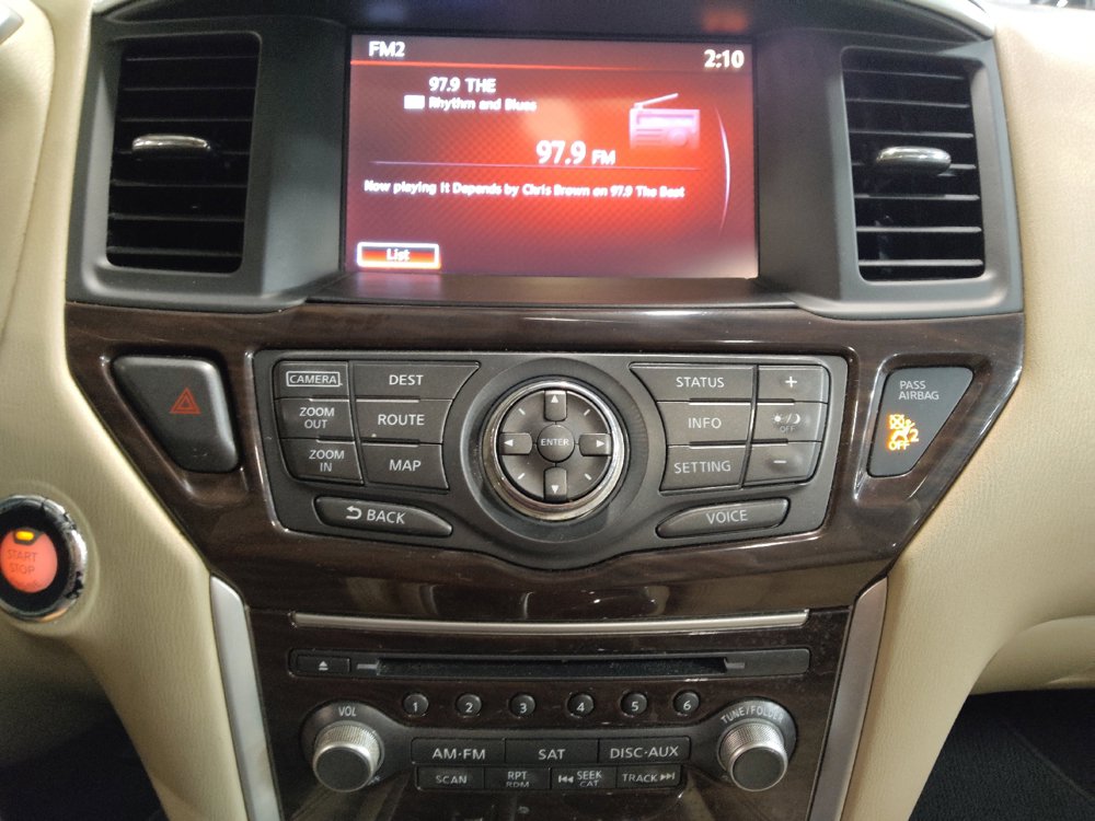 Used 2016 Nissan Pathfinder Platinum FWD image 25