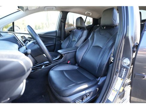 Used 2017 Toyota Prius Prime Premium w/ Carpet Mat Package FWD image 11