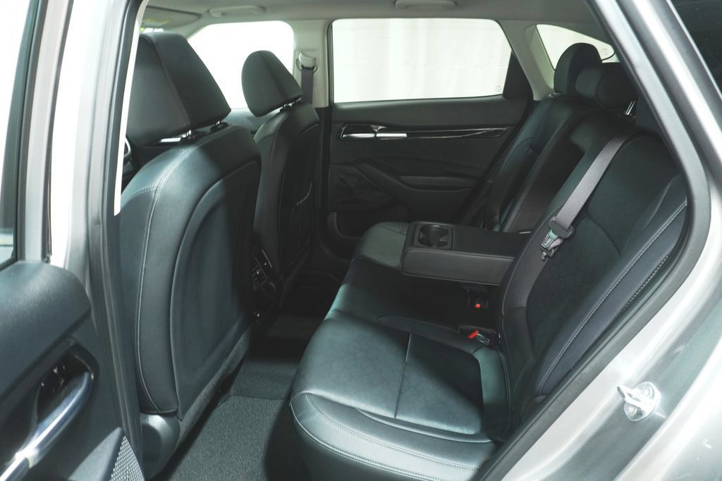 Used 2024 Kia Seltos EX AWD/4WD image 12