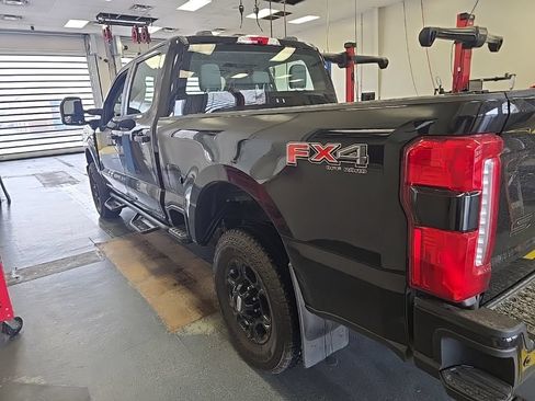 Certified 2024 Ford F250 XL w/ STX Appearance Package AWD/4WD image 4
