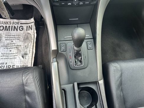 Used 2010 Acura TSX V6 Sedan FWD image 16